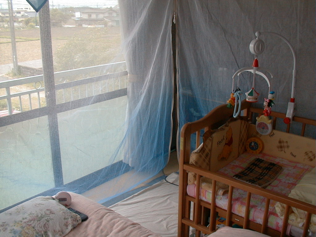 ムカデ蚊帳を緊急発売 | 快適な眠り・安眠を提案する菊屋「安眠.com」